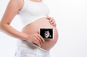 Kobieta w ciąży mnogiej