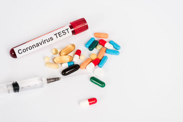 Tabletki i test na koronawirusa