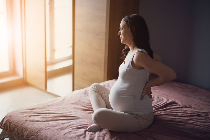 Kobieta w ciąży z dolegliwością kolki nerkowej